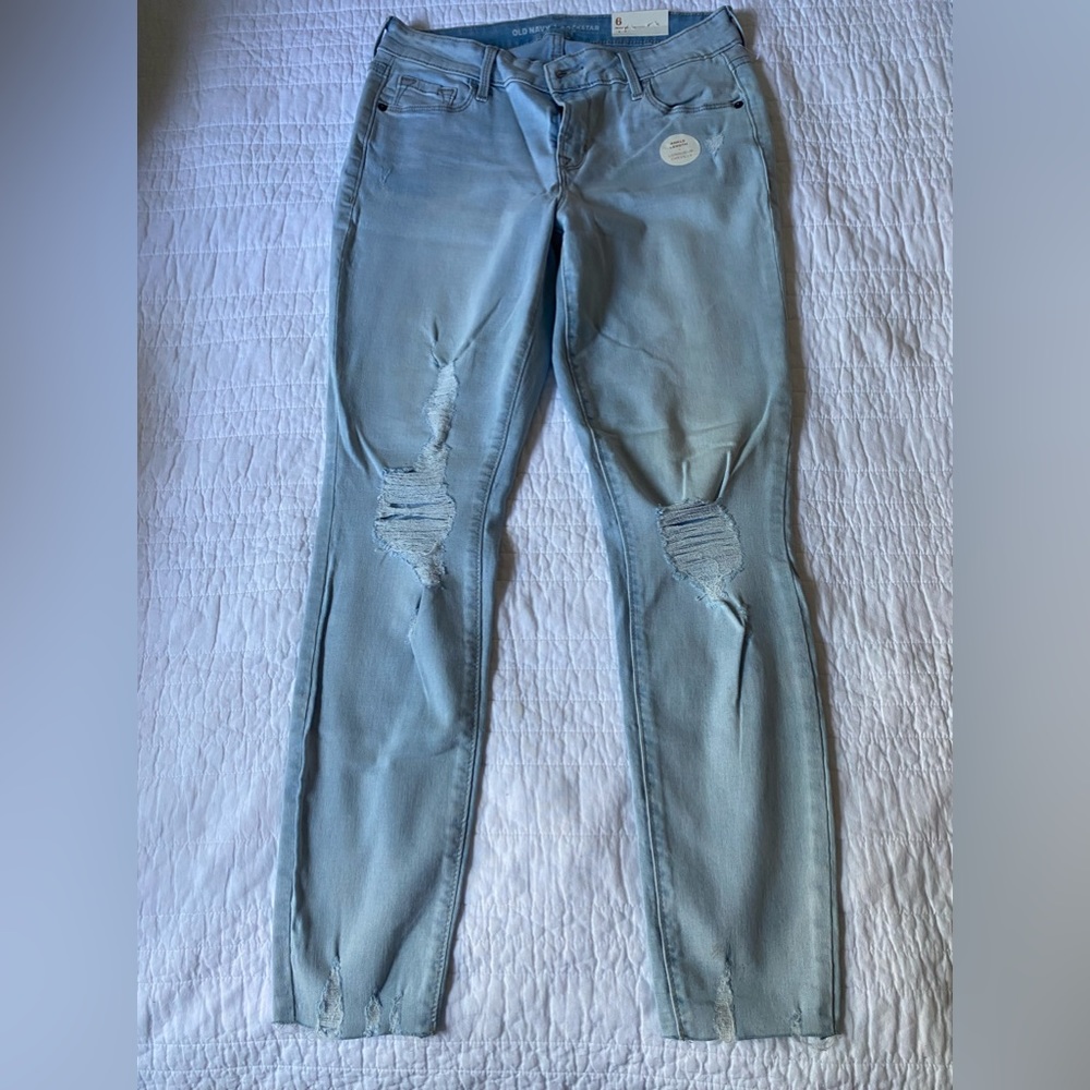 Old Navy Rockstar super skinny ankle jeans.